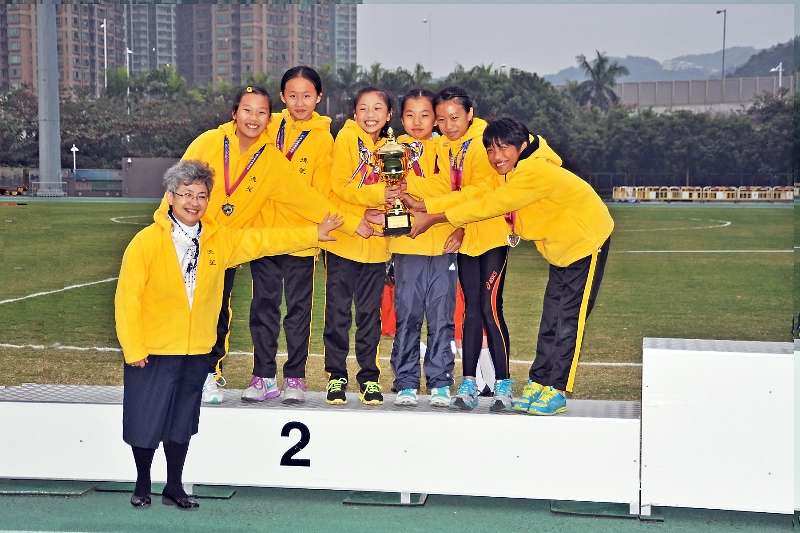 ../Images/Kowloon North Area Inter primary school athletic competition Girls  B 2nd runner up.jpg